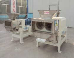 內(nèi)蒙古對(duì)齒造粒機(jī)